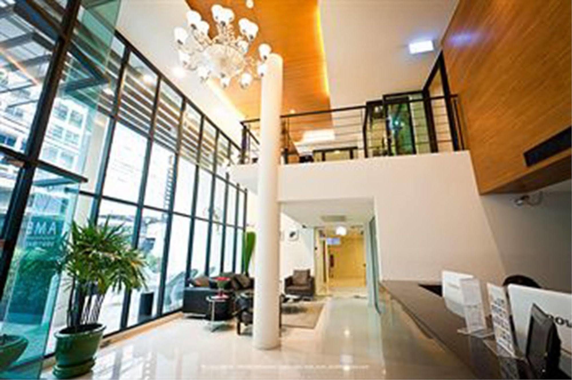 Amber Boutique Silom Hotel Banguecoque Exterior foto