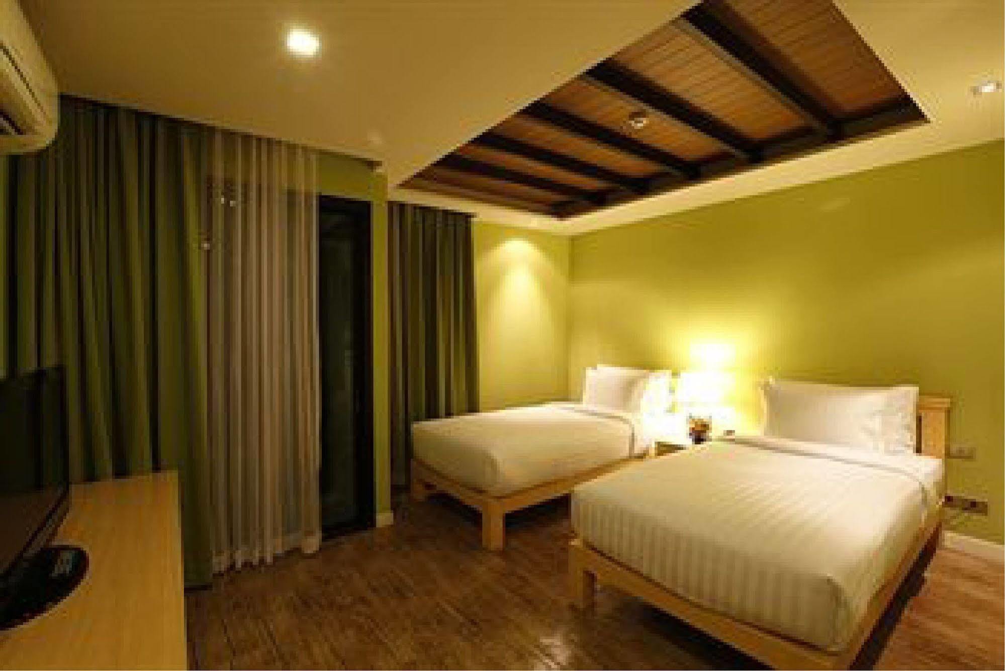 Amber Boutique Silom Hotel Banguecoque Exterior foto